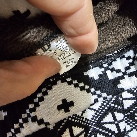 DOCELE Leggings - Picture 7 of 7